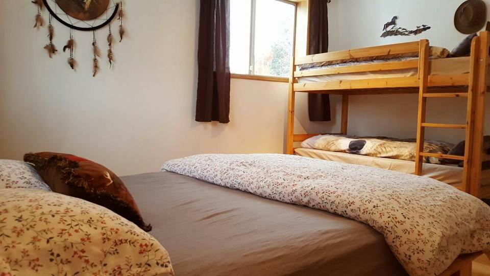 Bed and Breakfast Wettstone Guest Ranch Bridge Lake Habitación foto